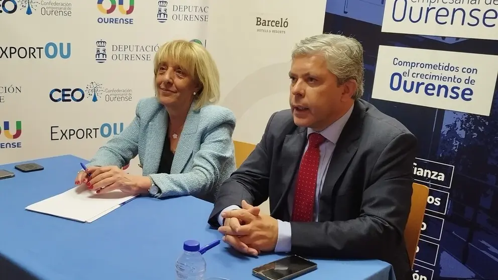 Marisol Novoa, presidenta de la CEO, y Jos&eacute; Manuel Nogueira, de Abanca, presentaron la jornada online.