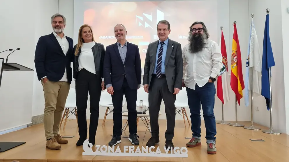 Lalo , Carmela Silva, David Regades, Abel Caballero y Frankie G&oacute;mez, en la presentaci&oacute;n del Startup Congress Galicia.