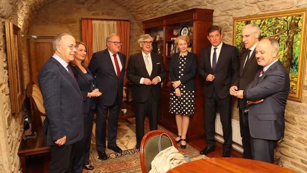 Xos&eacute; S&aacute;nchez Bugallo, Zuzanna Gołębiewska,  Stefan Bekir Assanowicz, Juan Vieites, Anna Sroka, Jos&eacute; Ram&oacute;n Besteiro, Francisco Conde y David Regades.