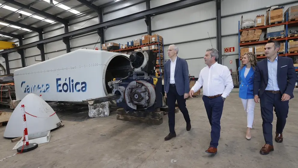 Francisco Conde, en las instalaciones de Invenergy Services en As Somozas.