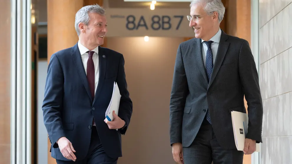 Alfonso Rueda y Francisco Conde detallaron las caracter&iacute;sticas de la futura ley en la rueda de prensa tras el Consello./D.C.