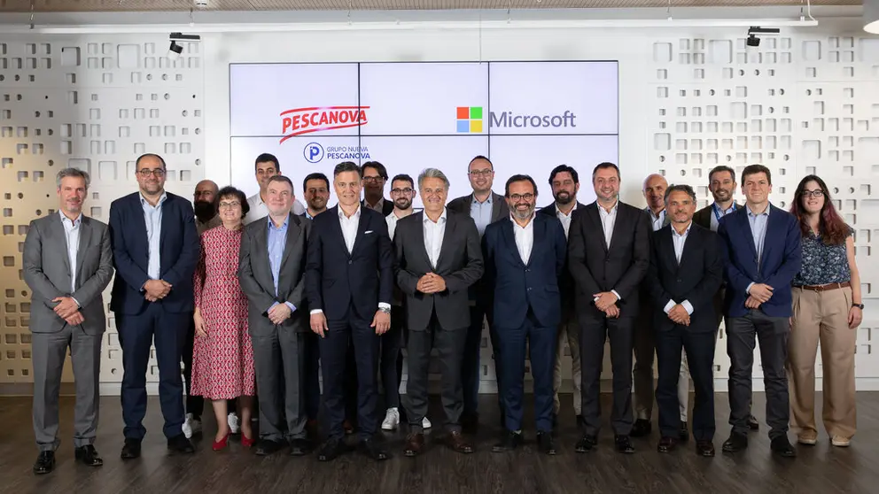 Representantes de Microsoft y Nueva Pescanova en el acto celebrado en la sede de la tecnol&oacute;gica en Madrid.