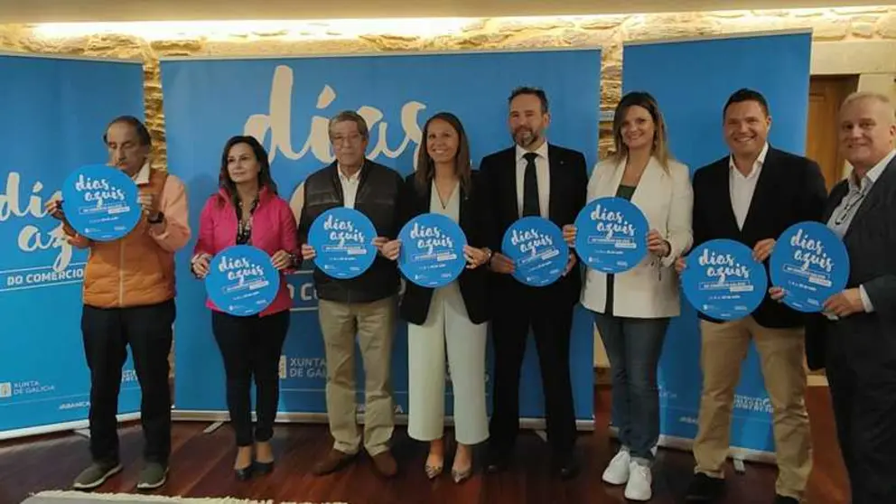 Presentaci&oacute;n da campa&ntilde;a "D&iacute;as azuis do comercio galego"