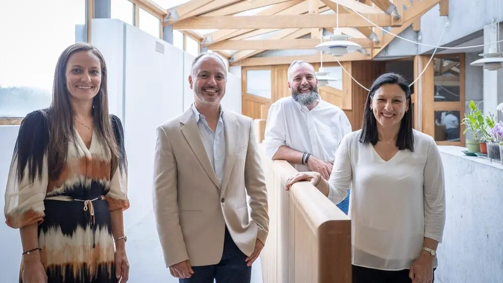 Yolanda Blanco, subdirectora de Attlantic; David Regades, delegado de la Zona Franca de Vigo; Fernando Jim&eacute;nez, gerente de Gradiant; y Bel&eacute;n Rubio, vicerrectora de Investigaci&oacute;n, Transferencia e Innovaci&oacute;n de la UVigo.