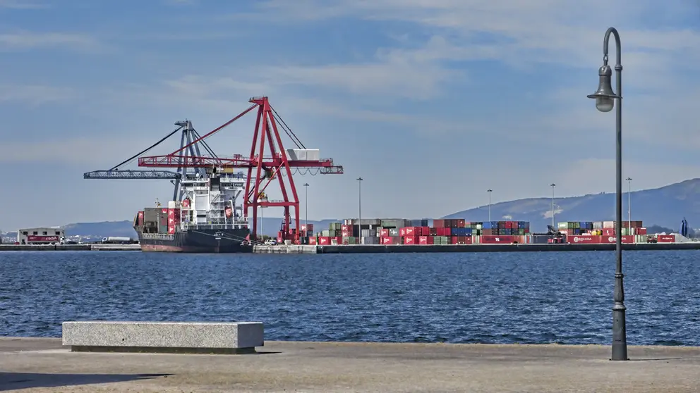 Terminal de Boluda Maritime en Vilagarc&iacute;a.