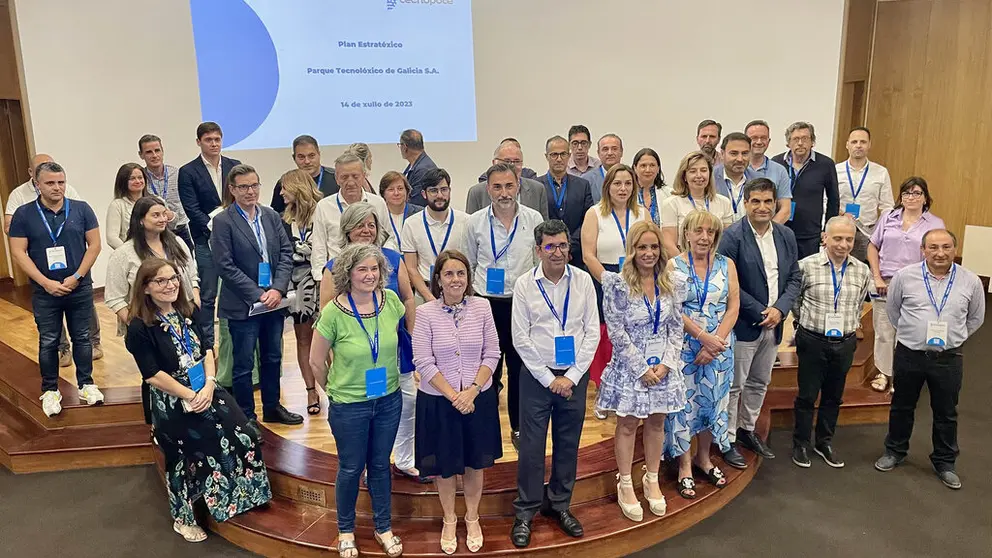 Asistentes al acto de presentaci&oacute;n del Plan Estrat&eacute;gico del Parque Tecnol&oacute;gico de Galicia.