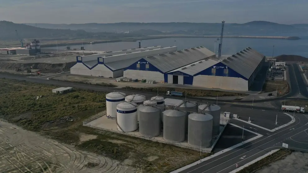 Instalaciones de Galigrain en Punta Langosteira.