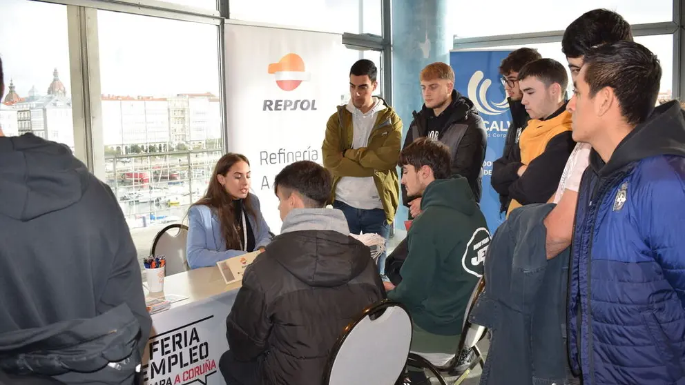 La Feria de Empleo de la C&aacute;mara congreg&oacute; a 300 j&oacute;venes y 60 empresas con procesos de selecci&oacute;n abiertos.