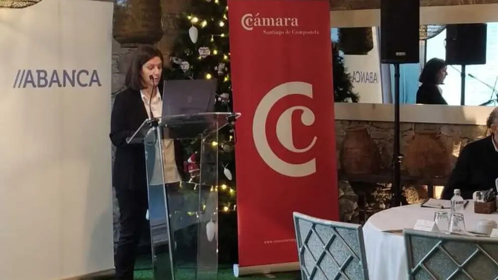 Mar&iacute;a Pais, presidenta da C&aacute;mara de Comercio de Santiago, durante a s&uacute;a intervenci&oacute;n na xornada.