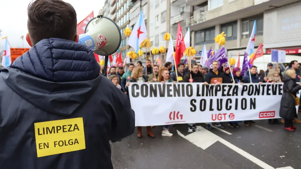 Manifestaci&oacute;n de traballadores da limpeza en Vigo./CIG.