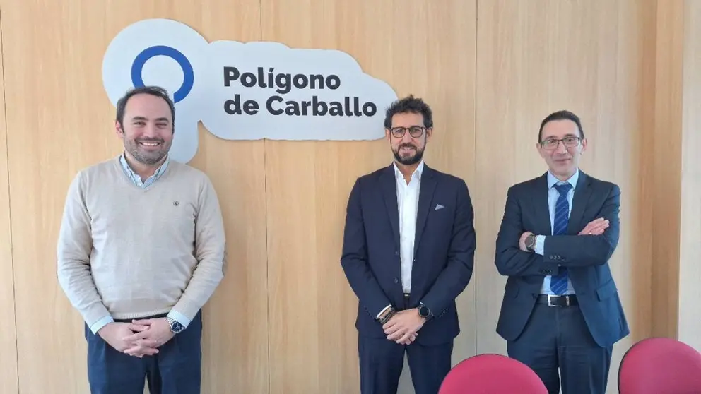 Representantes de la C&aacute;mara de Comercio de A Coru&ntilde;a y del ITG durante el encuentro.