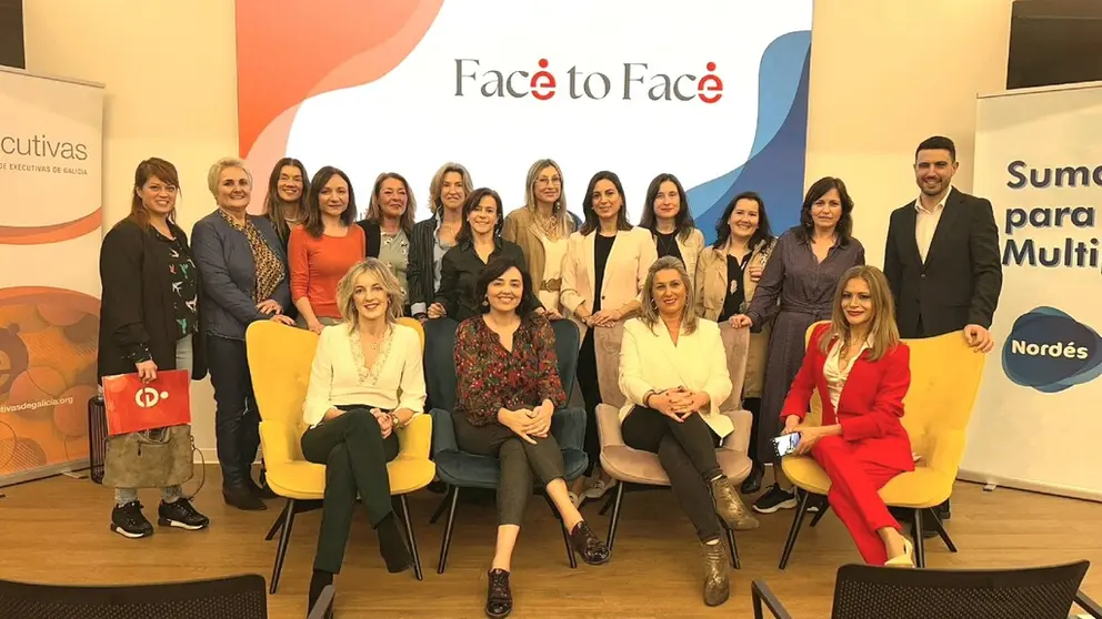 Asistentes al primer encuentro Face to Face de Executivas, celebrado en Nord&eacute;s Club Empresarial de A Coru&ntilde;a.
