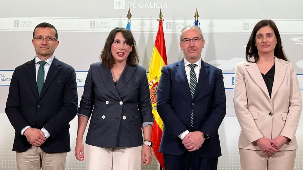 Margarita Ardao (1&ordf; pola dereita) nova directora xeral de Estratexia Industrial e Solo Empresarial.