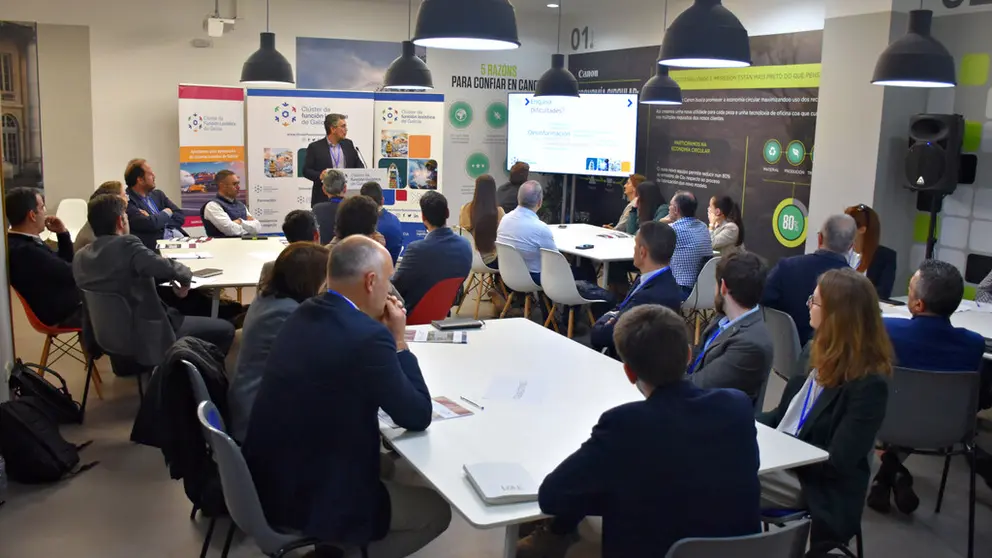 El Cl&uacute;ster&nbsp;da Funci&oacute;n Lox&iacute;stica de Galicia promovi&oacute; un encuentro para abordar la digitalizaci&oacute;n del transporte.