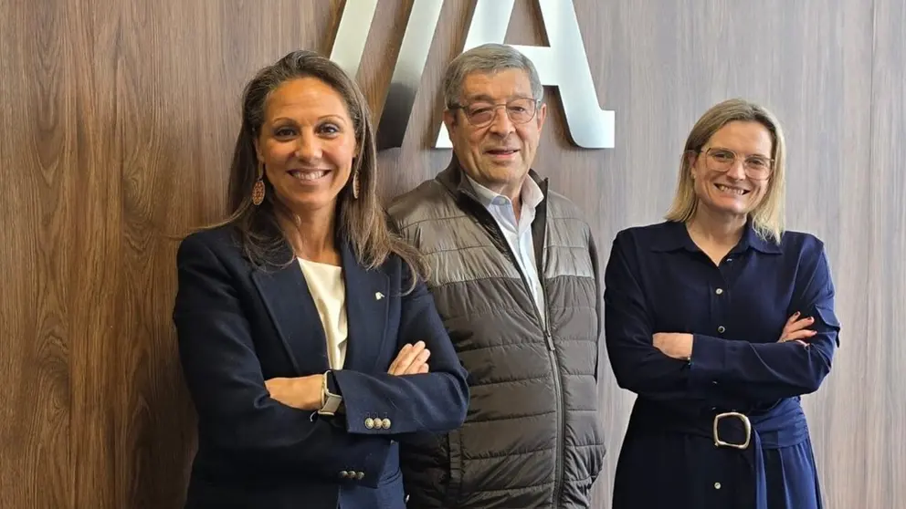 El acuerdo fue rubricado por la directora territorial de Abanca en Lugo, Zaira Dapena, y el presidente de la Federaci&oacute;n Gallega de Comercio, Jos&eacute; Mar&iacute;a Seijas.